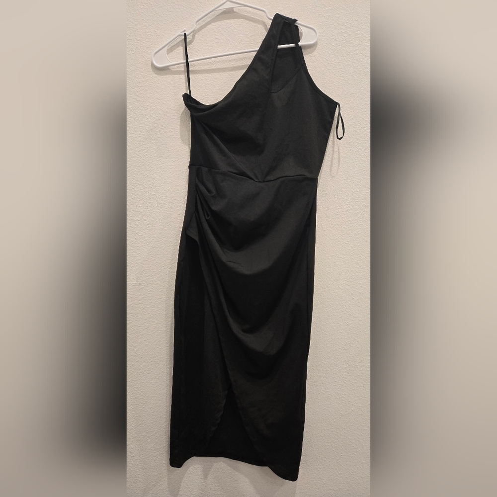 Elegant Black Evening Dress‎